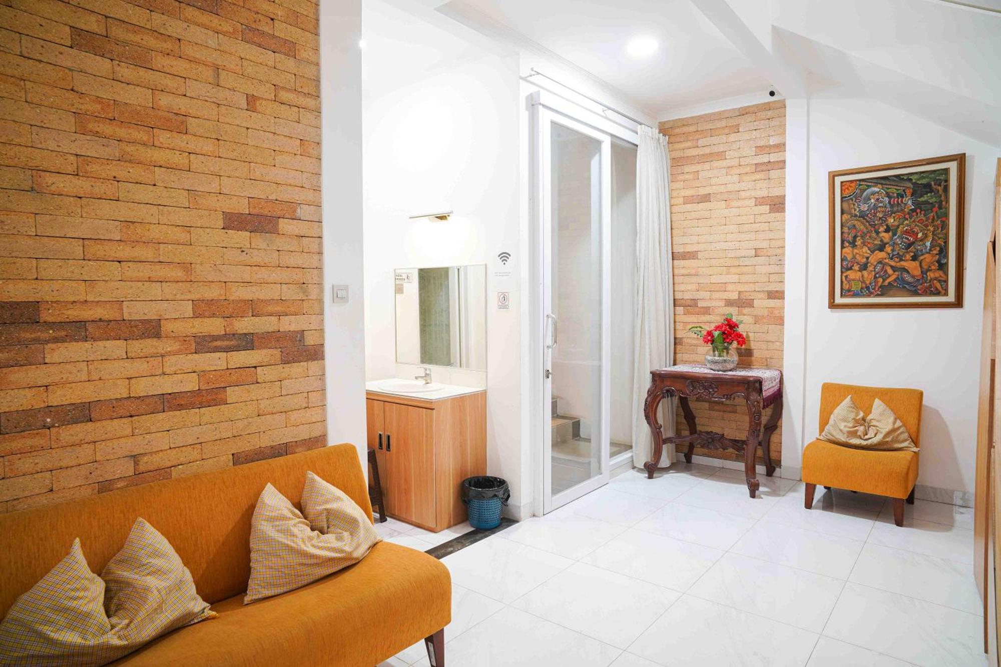 Schones Haus Private Pool & Netflix By Grorental Bandung Dış mekan fotoğraf