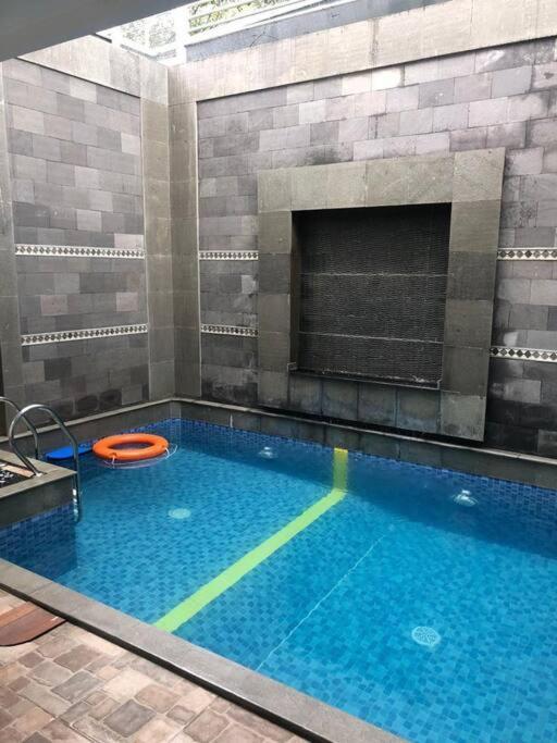 Schones Haus Private Pool & Netflix By Grorental Bandung Dış mekan fotoğraf